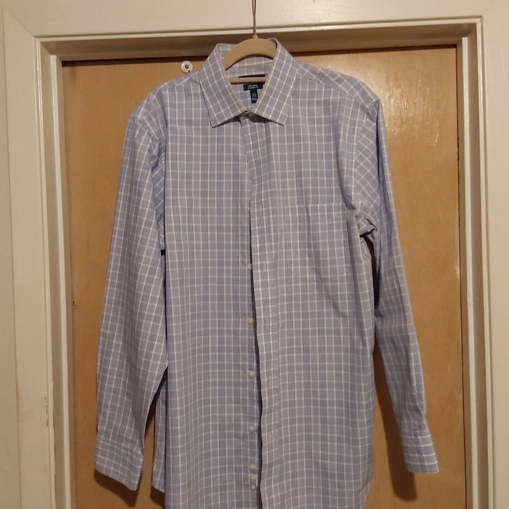 Croft & Barrow Light Blue Plaid Button Down Shirt